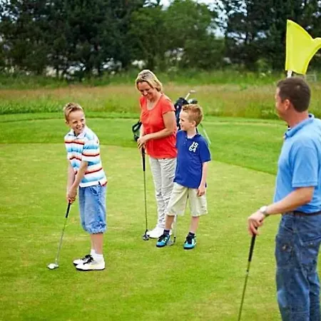 The Views On Site. Haven Sands Filey 펜션 *