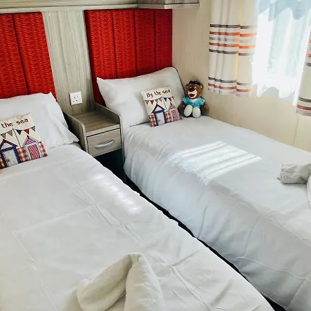 Holiday home The Views On Site. Haven Sands Filey Reighton